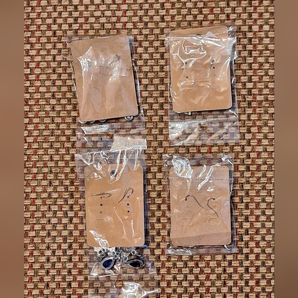 Fashion Jewelry Silver and Blue Earring Set - Picture 4 of 9